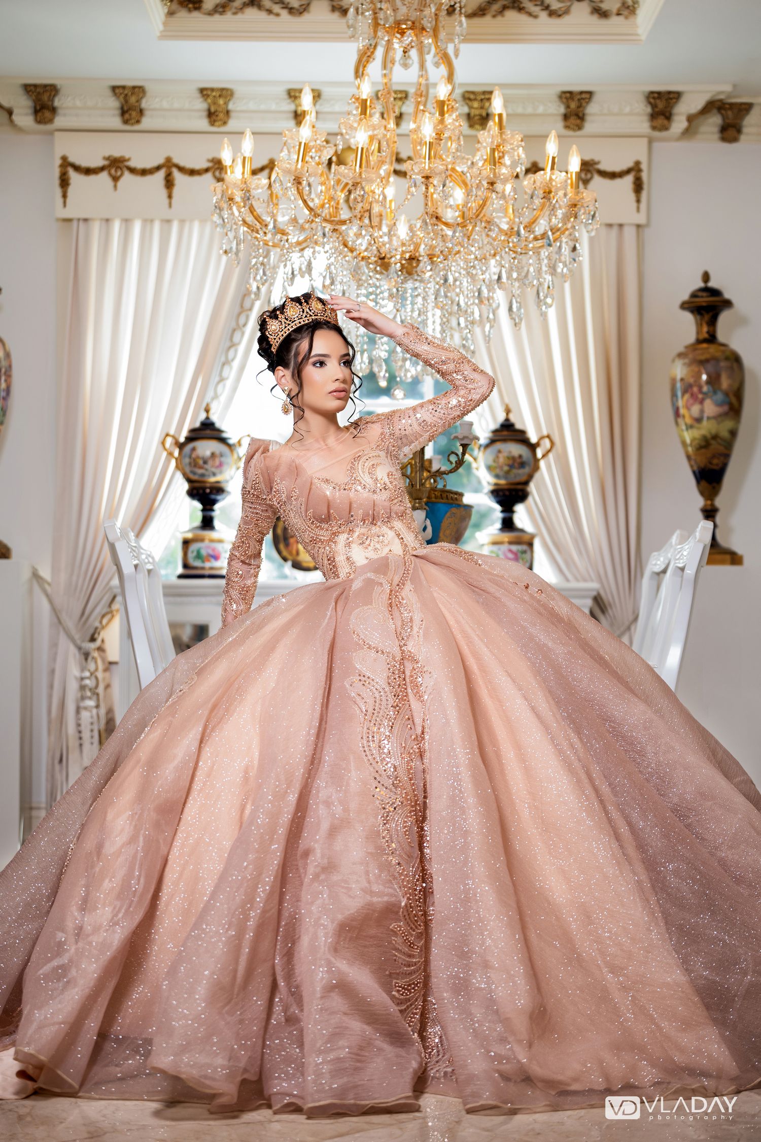 Maura Quinceañera