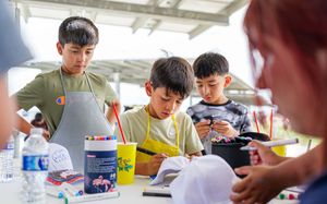 Children creating art at an outdoor community event – Coachella Valley event photographer