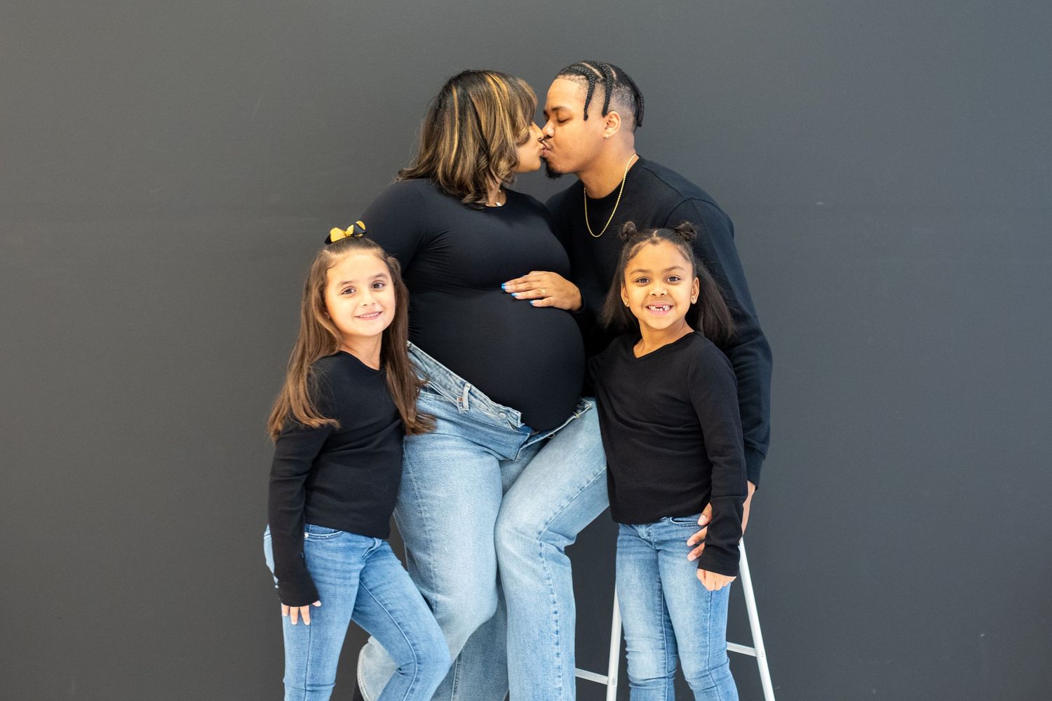 portrait branding lifestyle session cincinnati ohio with emily lupton photography. quick, reliable, great quality images studio head shots