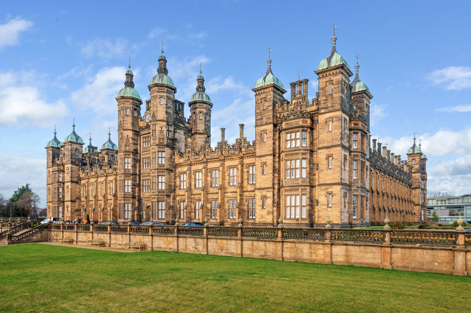 exterior photograph of listed building in edinburgh repurposed as l
uxury flats