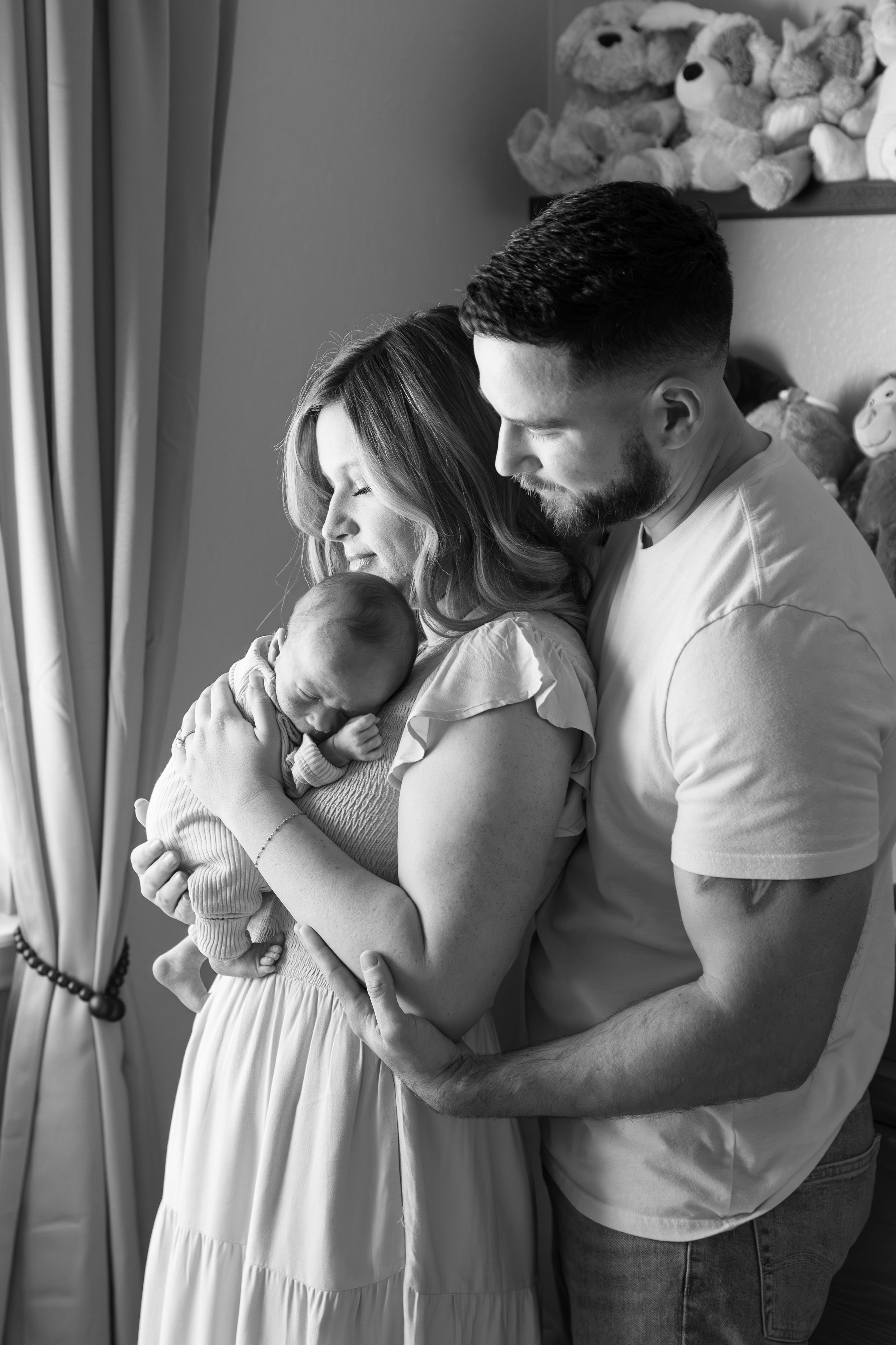 lifestyle newborn photographer in waxahachie