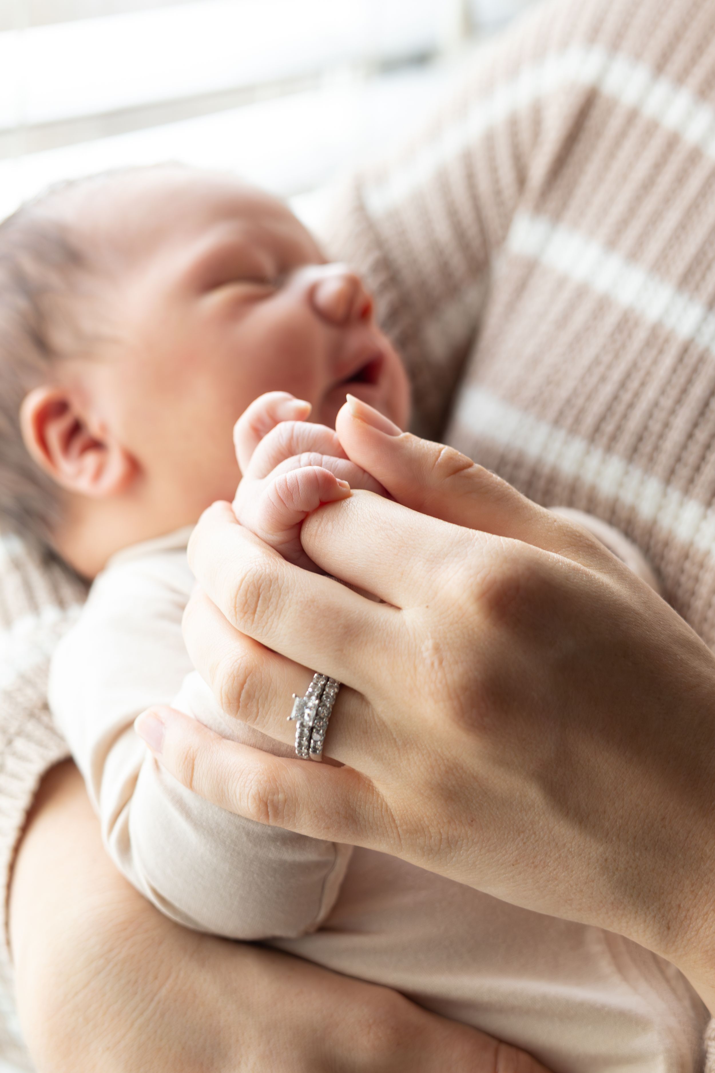 newborn photographer midlothian Texas