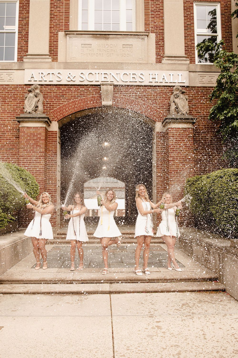 Senior group photos, University of Cincinnati, senior pictures, graduation photographer