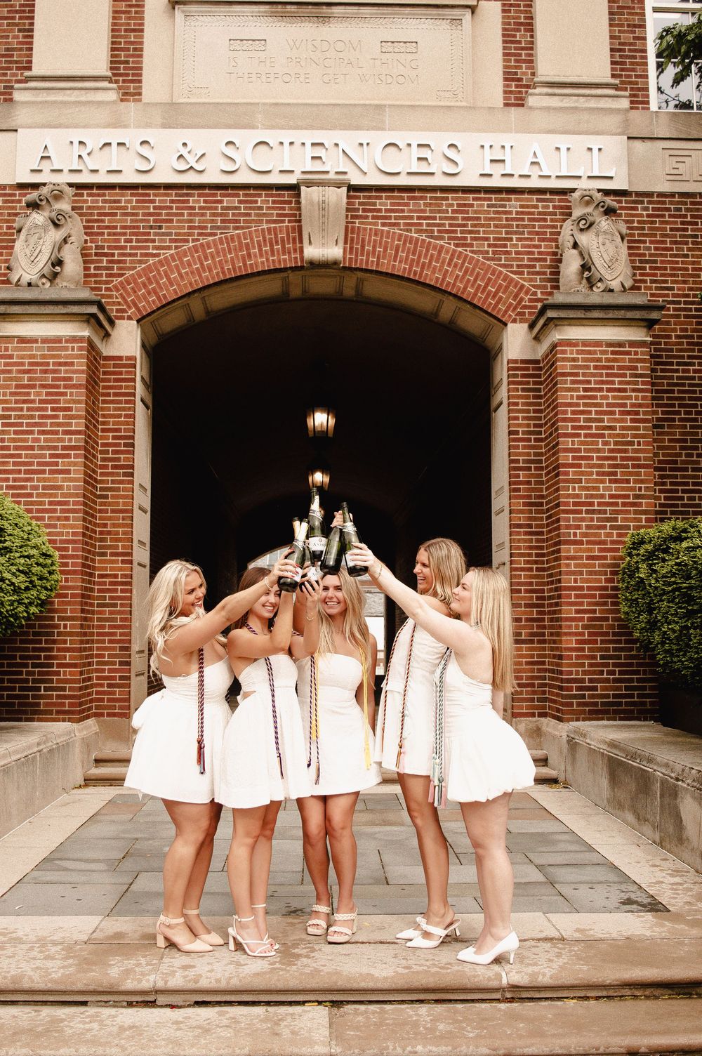 Senior group photos, University of Cincinnati, senior pictures, graduation photographer