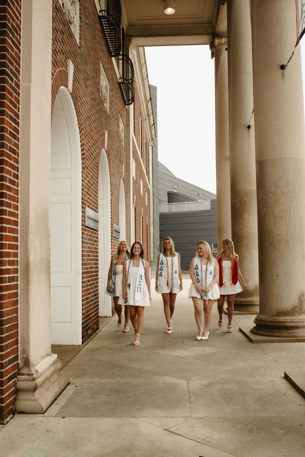 Senior group photos, University of Cincinnati, senior pictures, graduation photographer