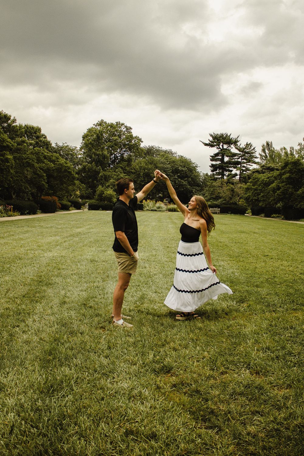 couples photography, Cincy parks, outdoor photography. northern Kentucky photography, couples