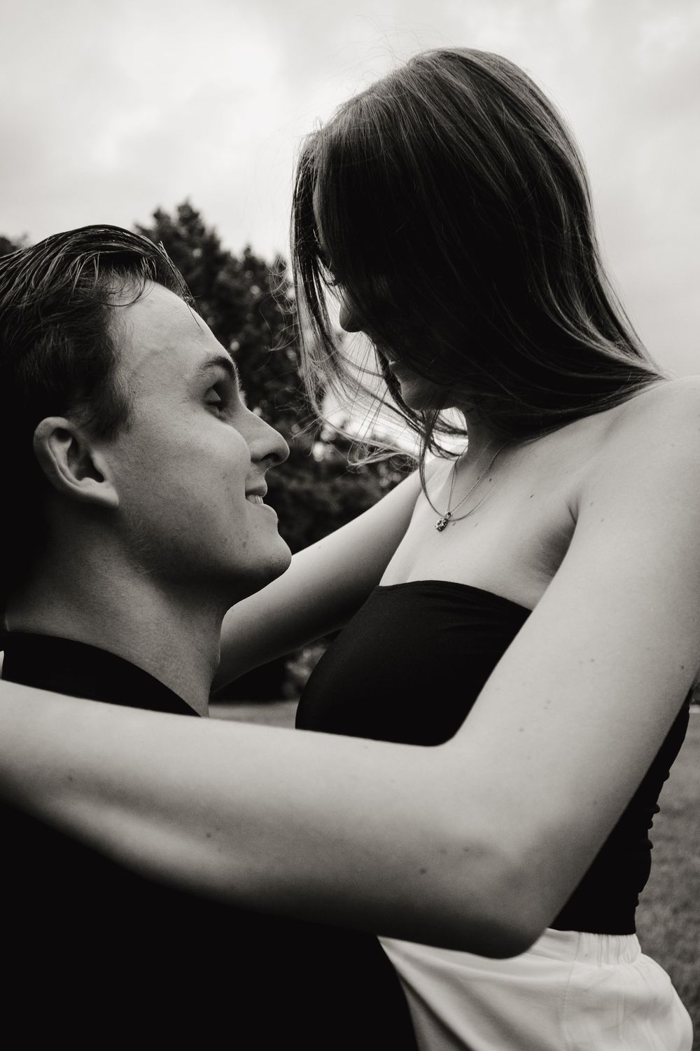 couples photography, Cincy parks, outdoor photography. northern Kentucky photography, couples