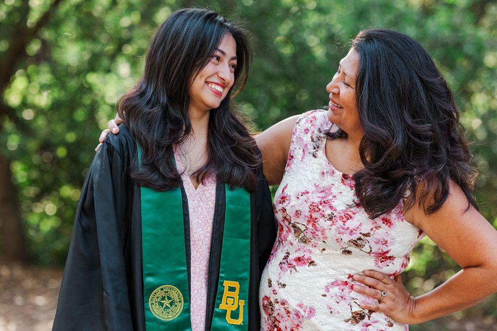 Simi Valley outdoor portraits of high school and college graduates at Corriganville Park with natural light and scenic trails.