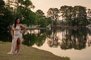 Eastern North Carolina Portrait Photographer specializing in solos, families, milestones, and mini sessions with true-to-life color.