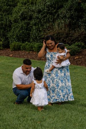 Eastern North Carolina Portrait Photographer specializing in solos, families, milestones, and mini sessions with true-to-life color.