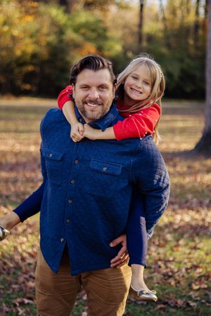 Eastern North Carolina Portrait Photographer specializing in solos, families, milestones, and mini sessions with true-to-life color.