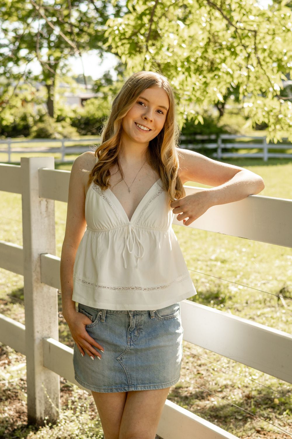 Eastern North Carolina Portrait Photographer specializing in solos, families, milestones, and mini sessions with true-to-life color.