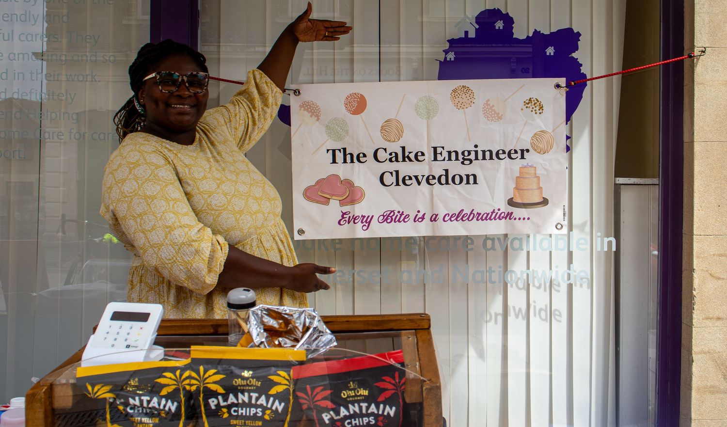 Cake maker