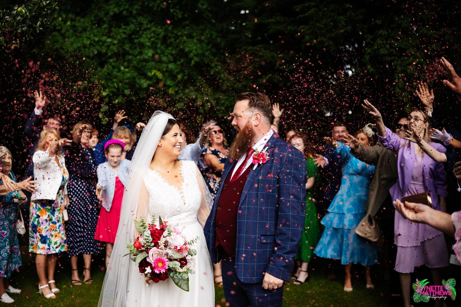 bartle hall wedding photographer captures candid moment during confetti throw