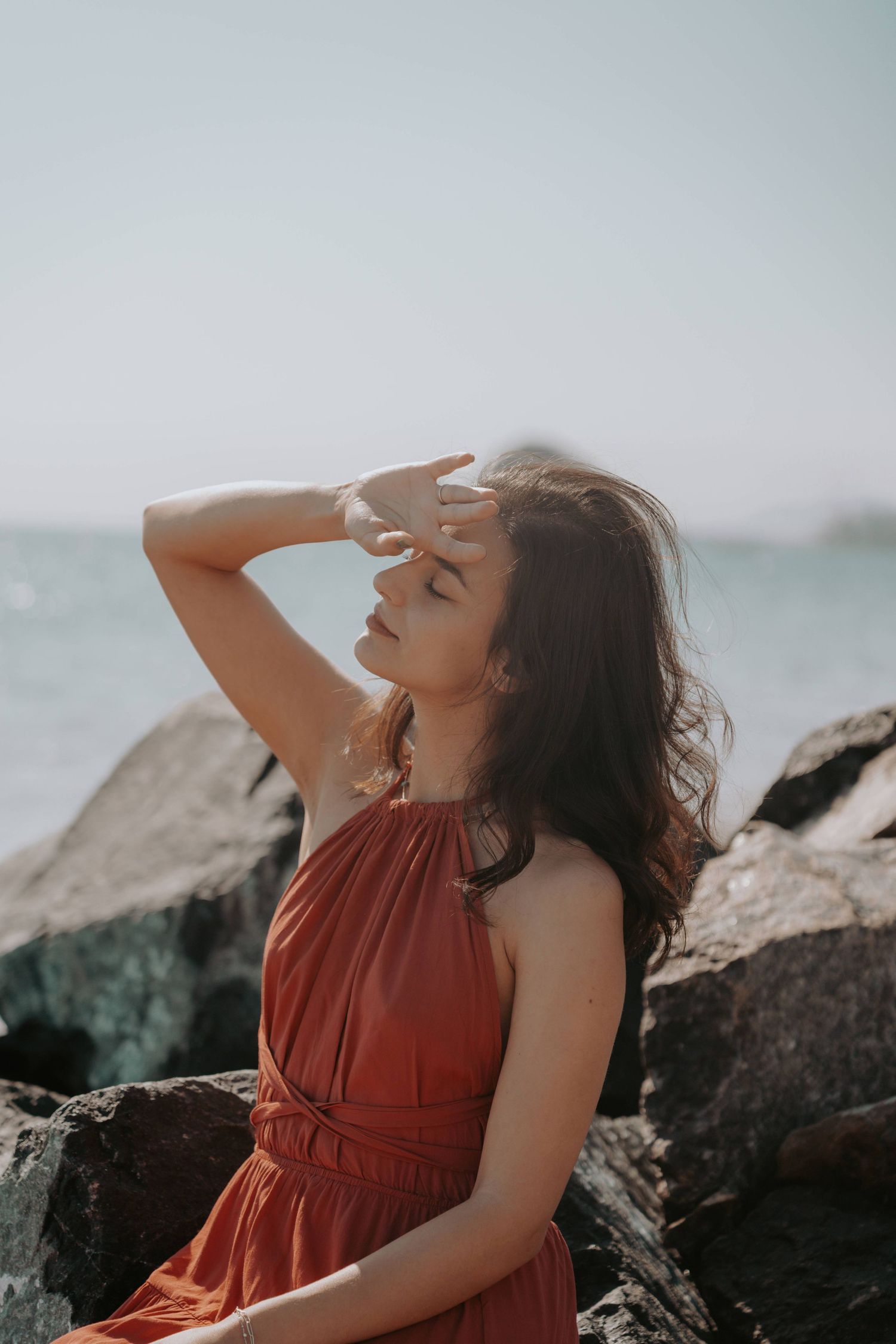 beach photoshoot in abu dhabi clinet closet options red dress