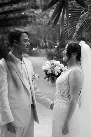 wedding photographer santa teresa Costa Rica beach wedding