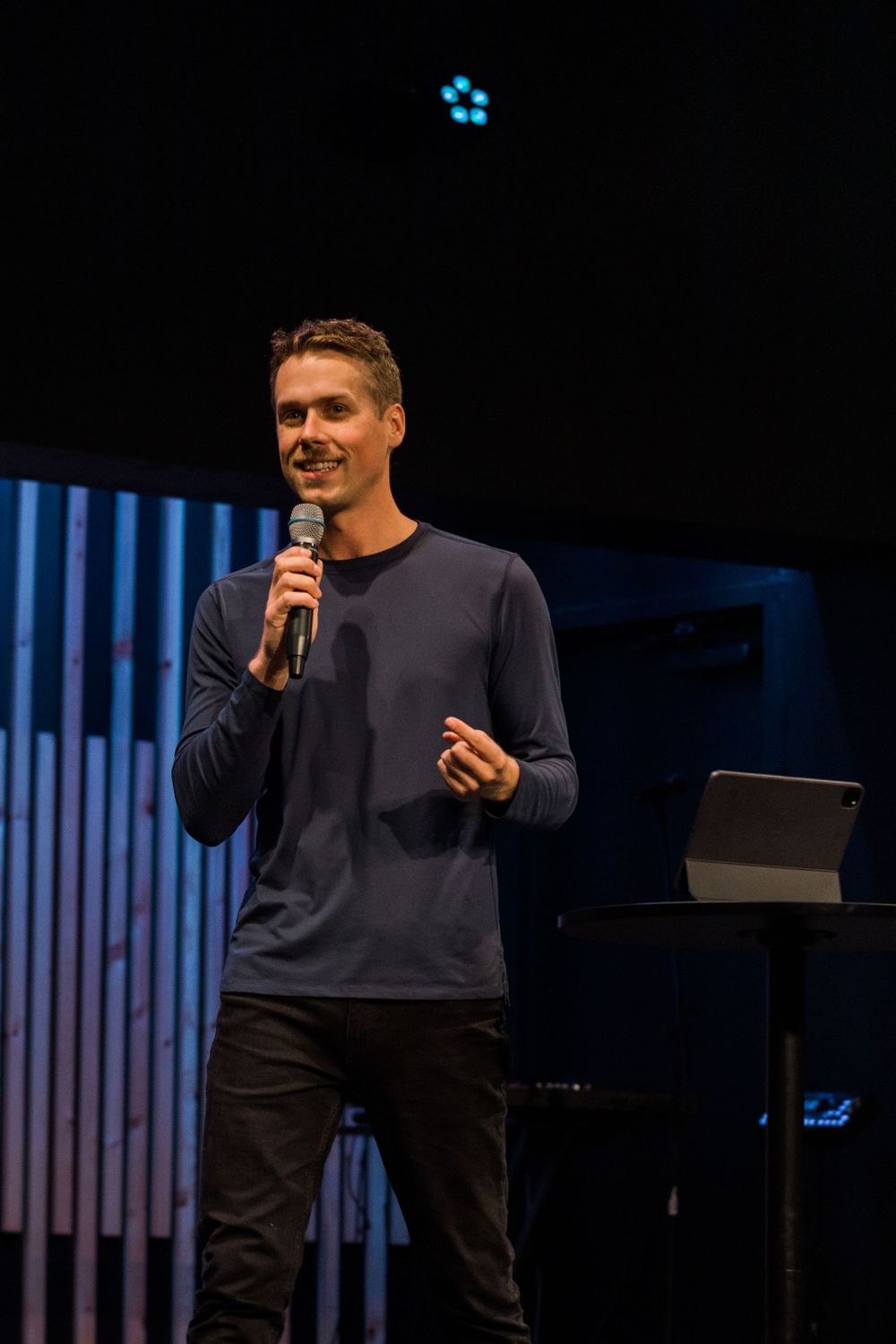 Pastor Sam Grosso preaching at Artisan Church