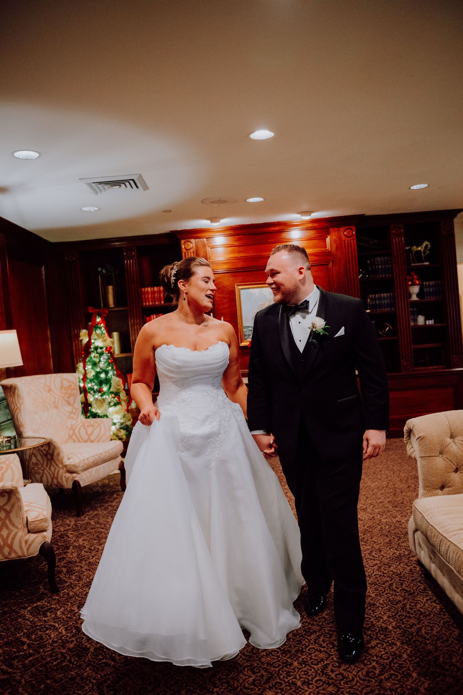 Winter wedding first look at Olde Mill Inn courtyard in Basking Ridge NJ