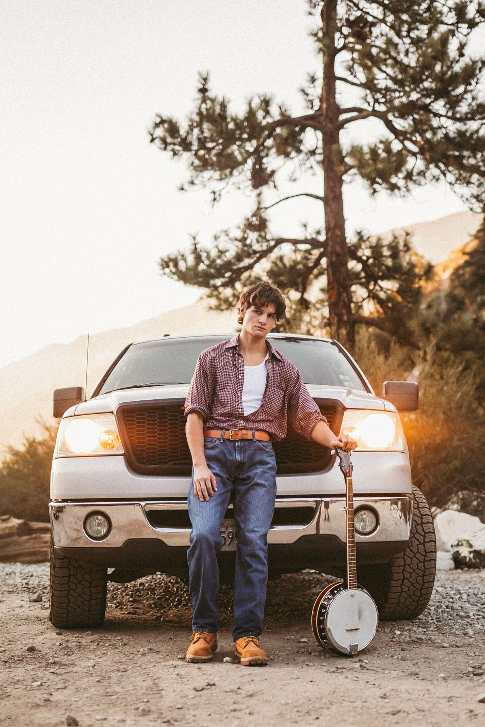 bringing a truck to senior photos in yucaipa ca