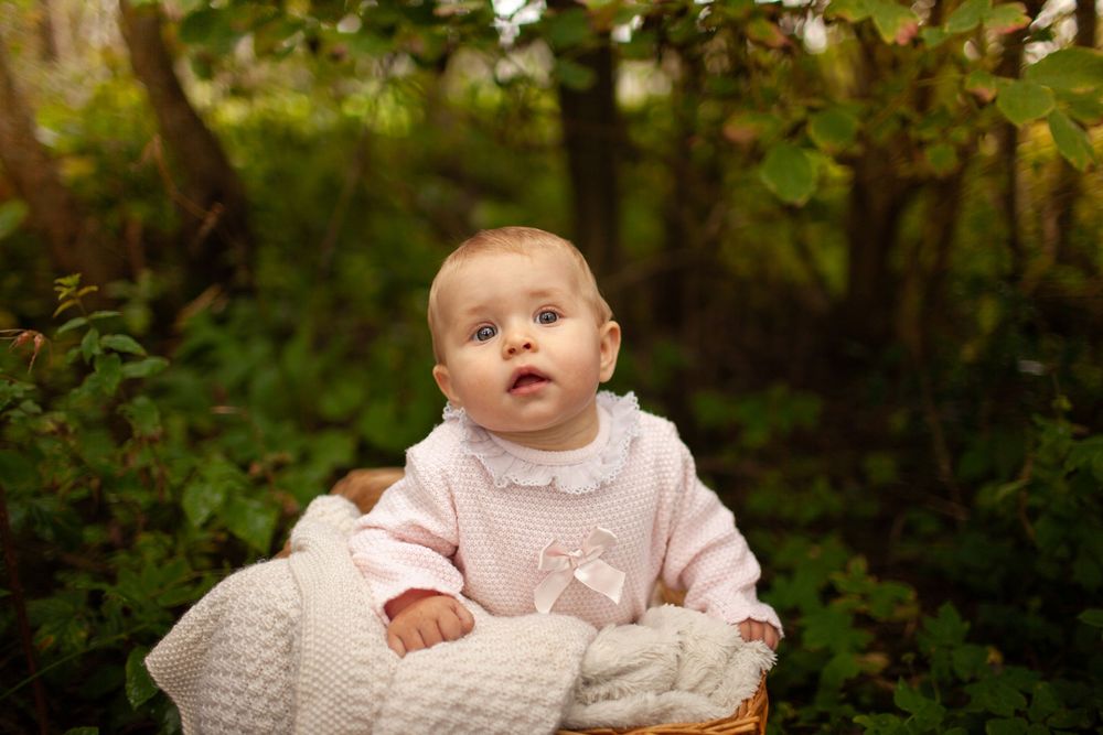nyskjerrig baby