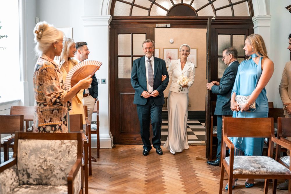 LONDON WEDDING PHOTOGRAPHY CHELSEA OLD TOWN HALL