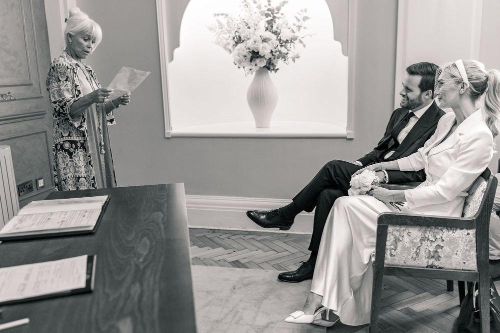 LONDON WEDDING PHOTOGRAPHY CHELSEA OLD TOWN HALL