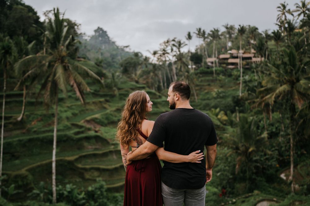 Bali couple photography services at a rice terrace in Ubud.