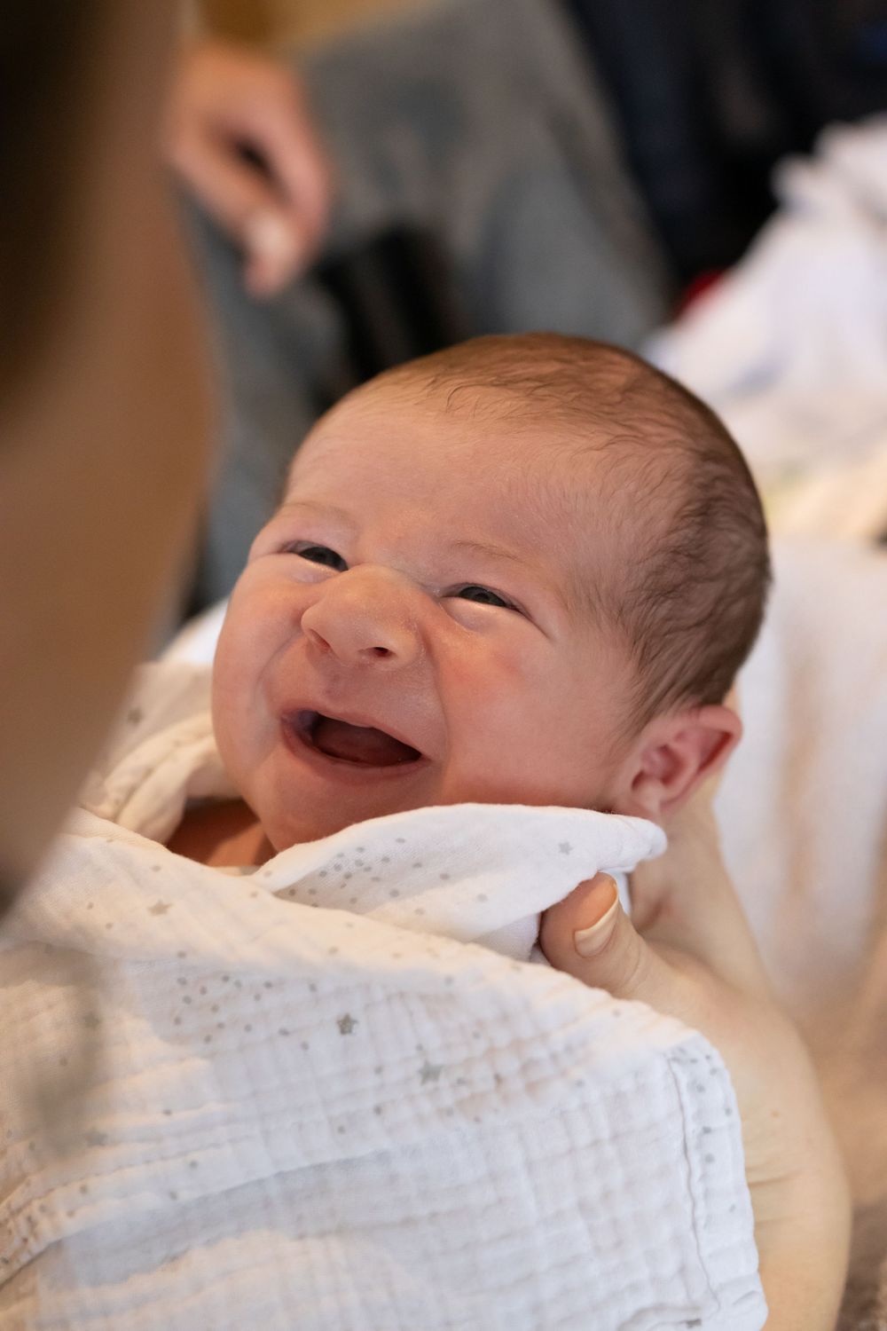 Naissance, drôme, vaucluse, valence, rhône-alpes, photographe, famille, bébé, grossesse, nouveau-né, bain enveloppé, bain de lait, famille