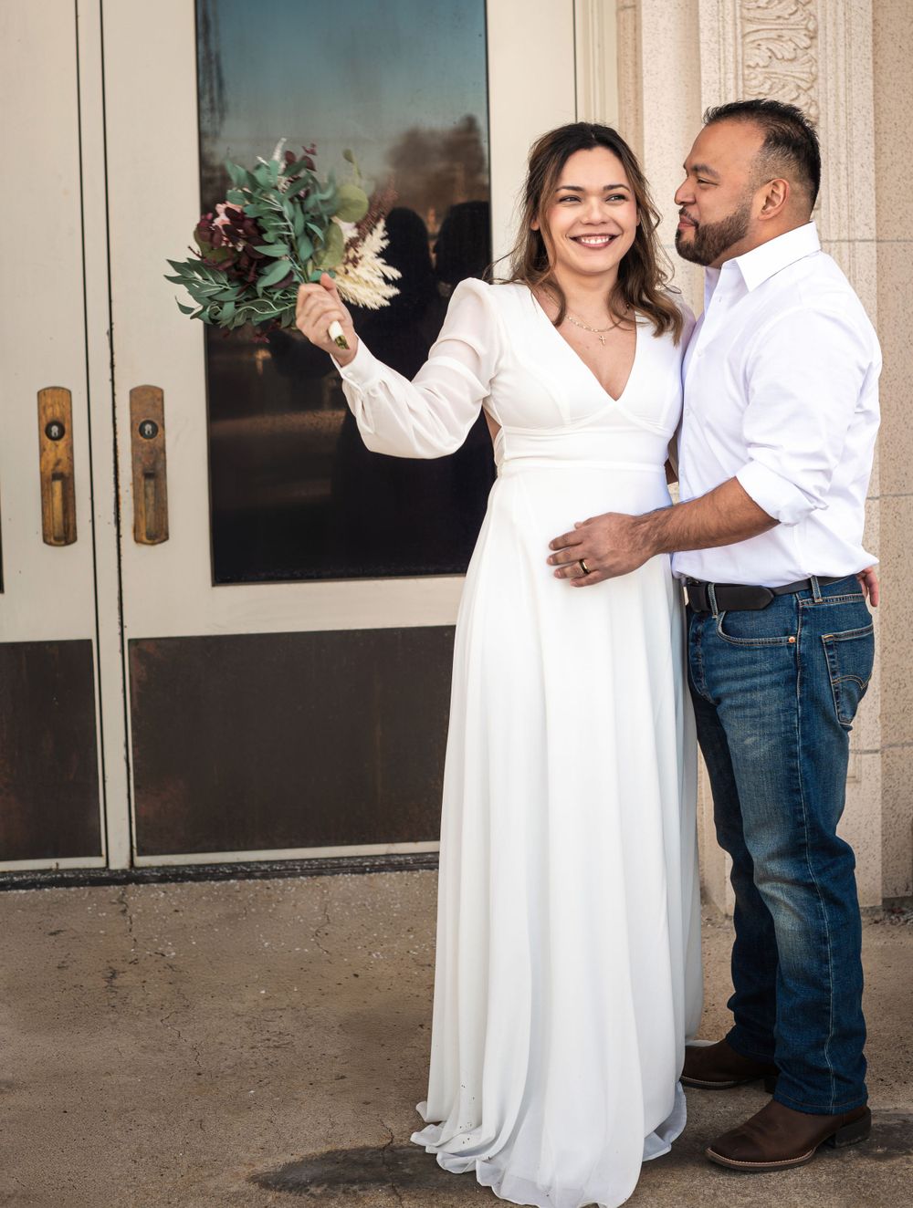 Bride and groom elopement in CDA Idaho. Taken by Jessica Rae Photography.