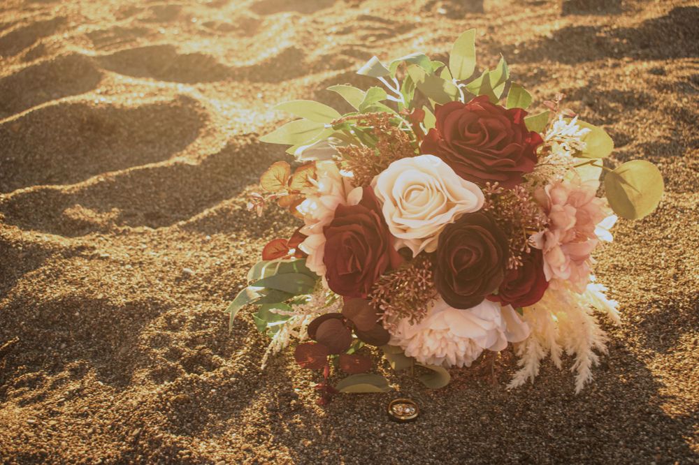 Bridal bouquet in CDA Idaho. Taken by Jessica Rae Photography.