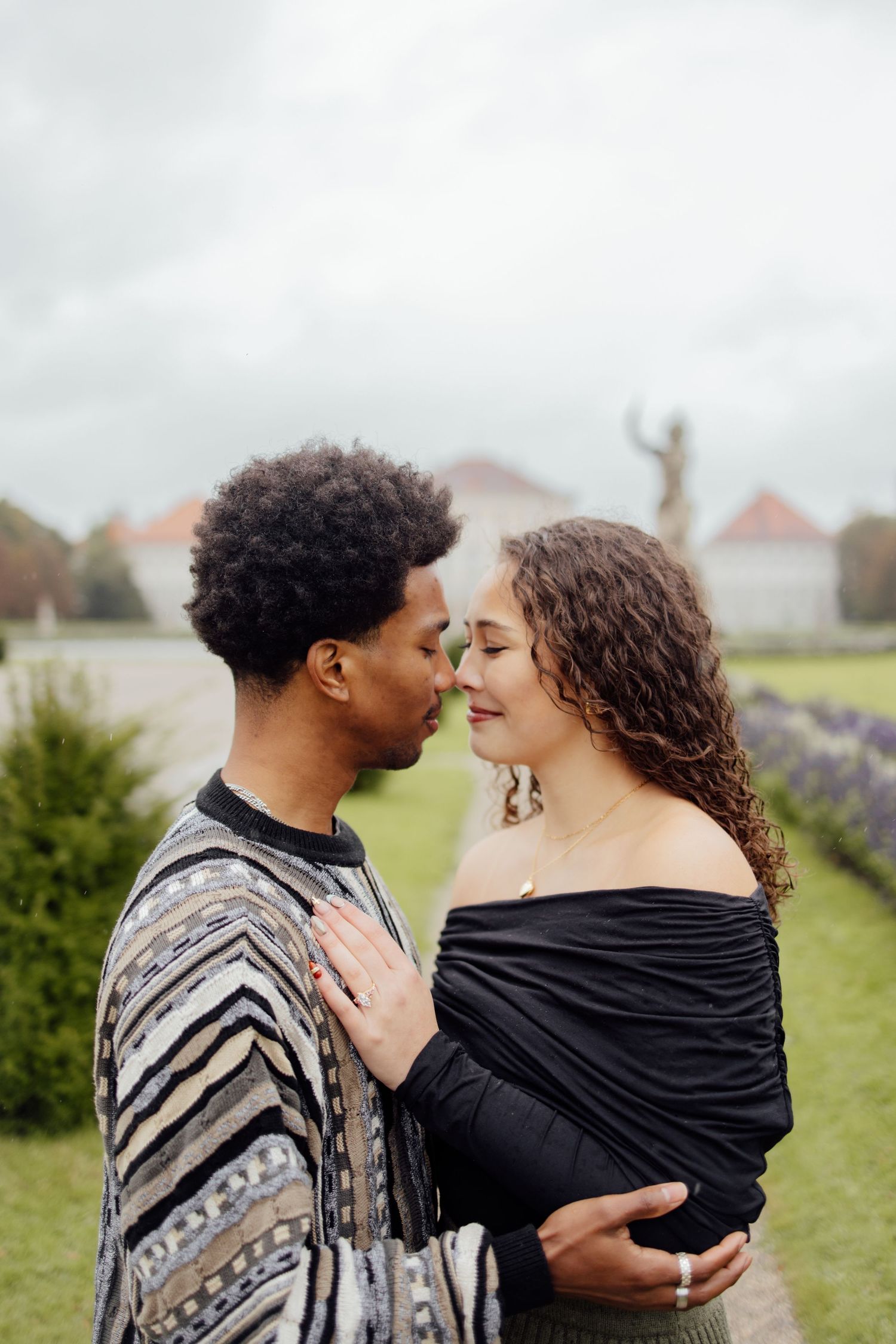 Munich proposal photographer - newly engaged couple in Nymphenburg Palace - Nymphenburg Palace Engagement - Nymphenburg palace proposal