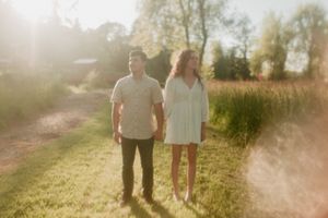 an oregon coast wedding photographer specializing in elopements and intimate weddings for adventurous, emotive couples