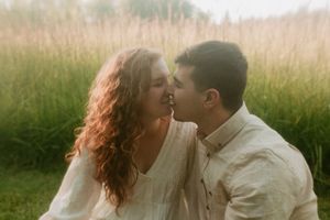 an oregon coast wedding photographer specializing in elopements and intimate weddings for adventurous, emotive couples