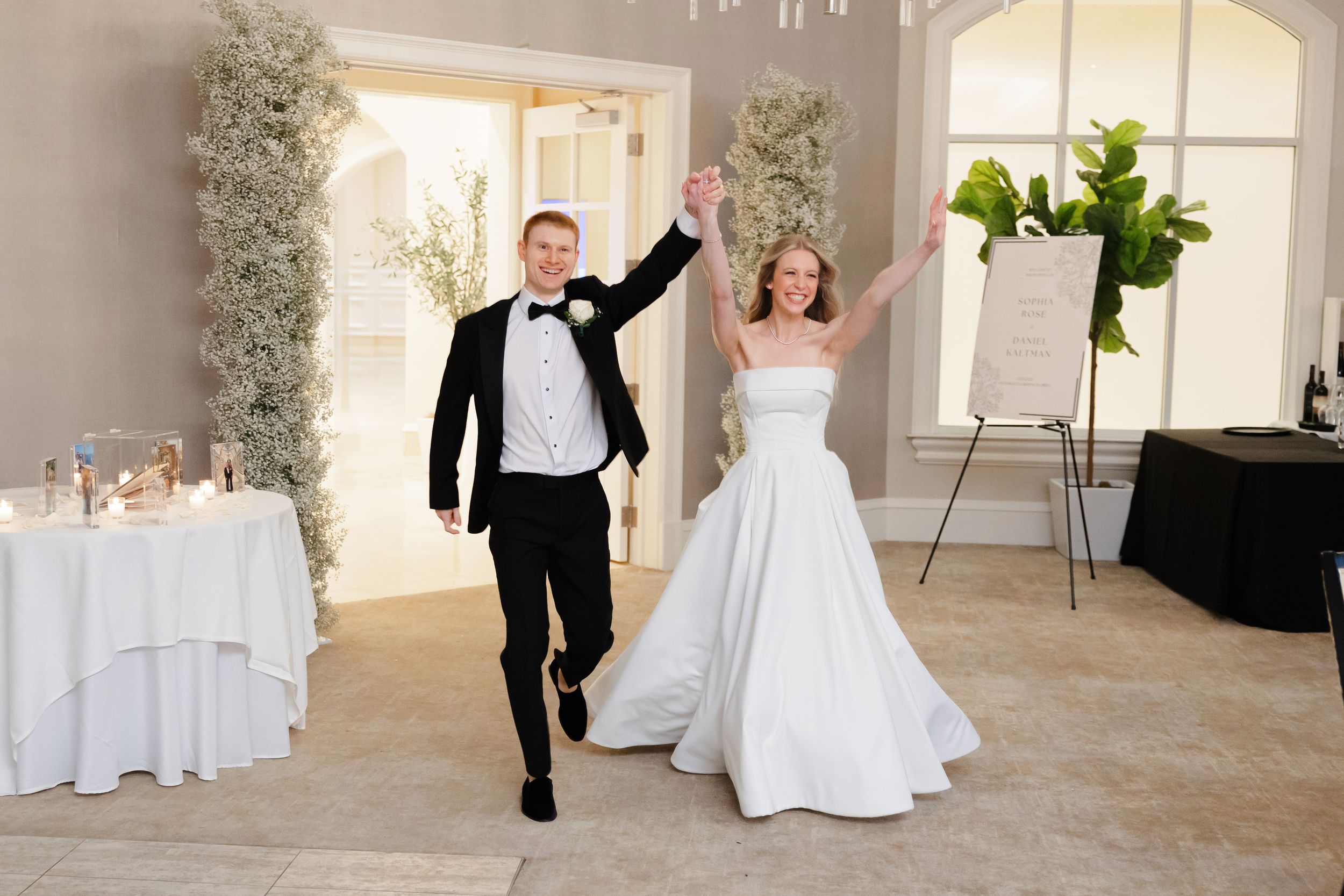 Wedding reception at BallenIsles Country Club in Palm Beach, Florida during a wedding photographed by Tom Forrest of Ohio.