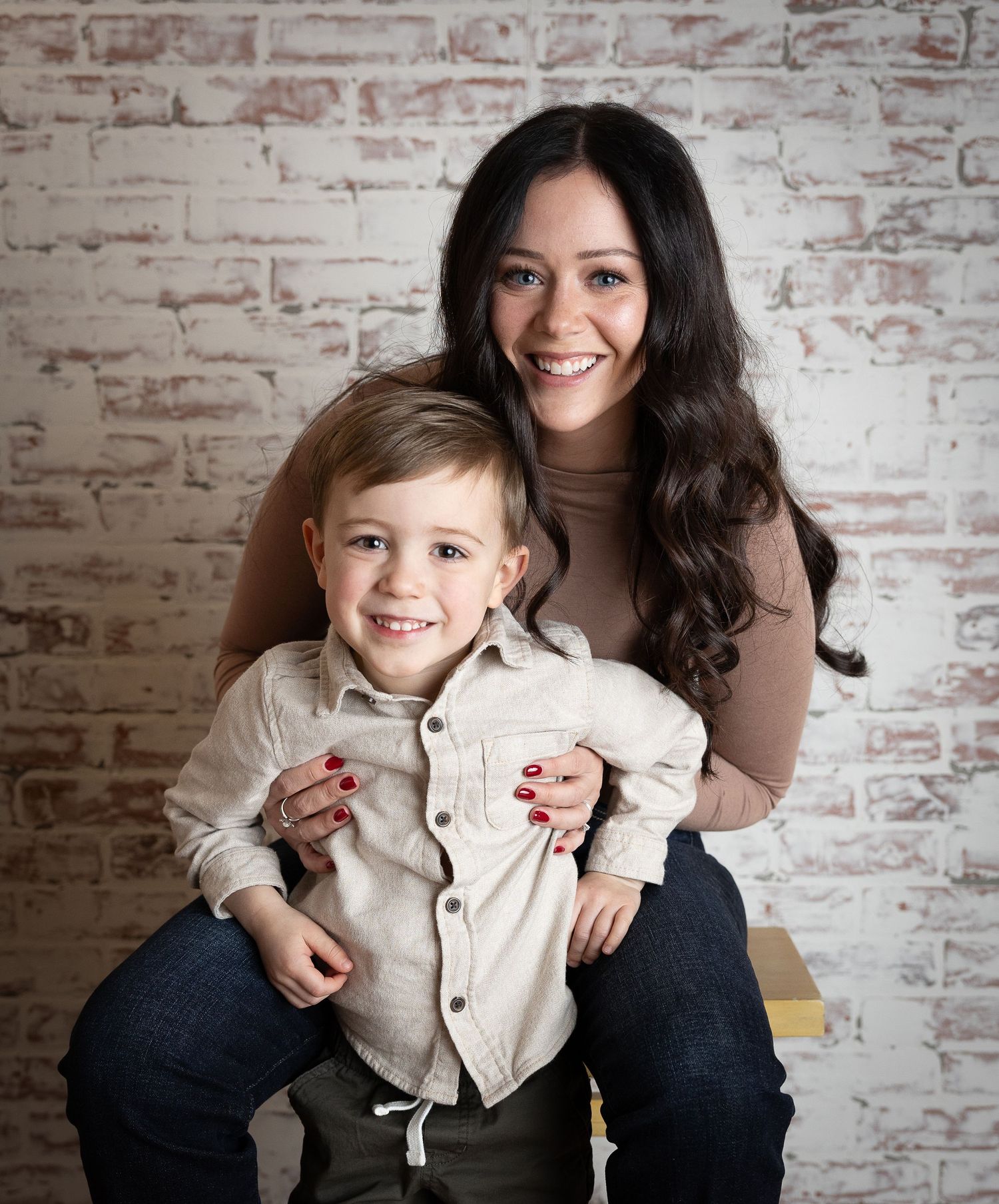 Family session at Studio Papio in Papillion, Nebraska.