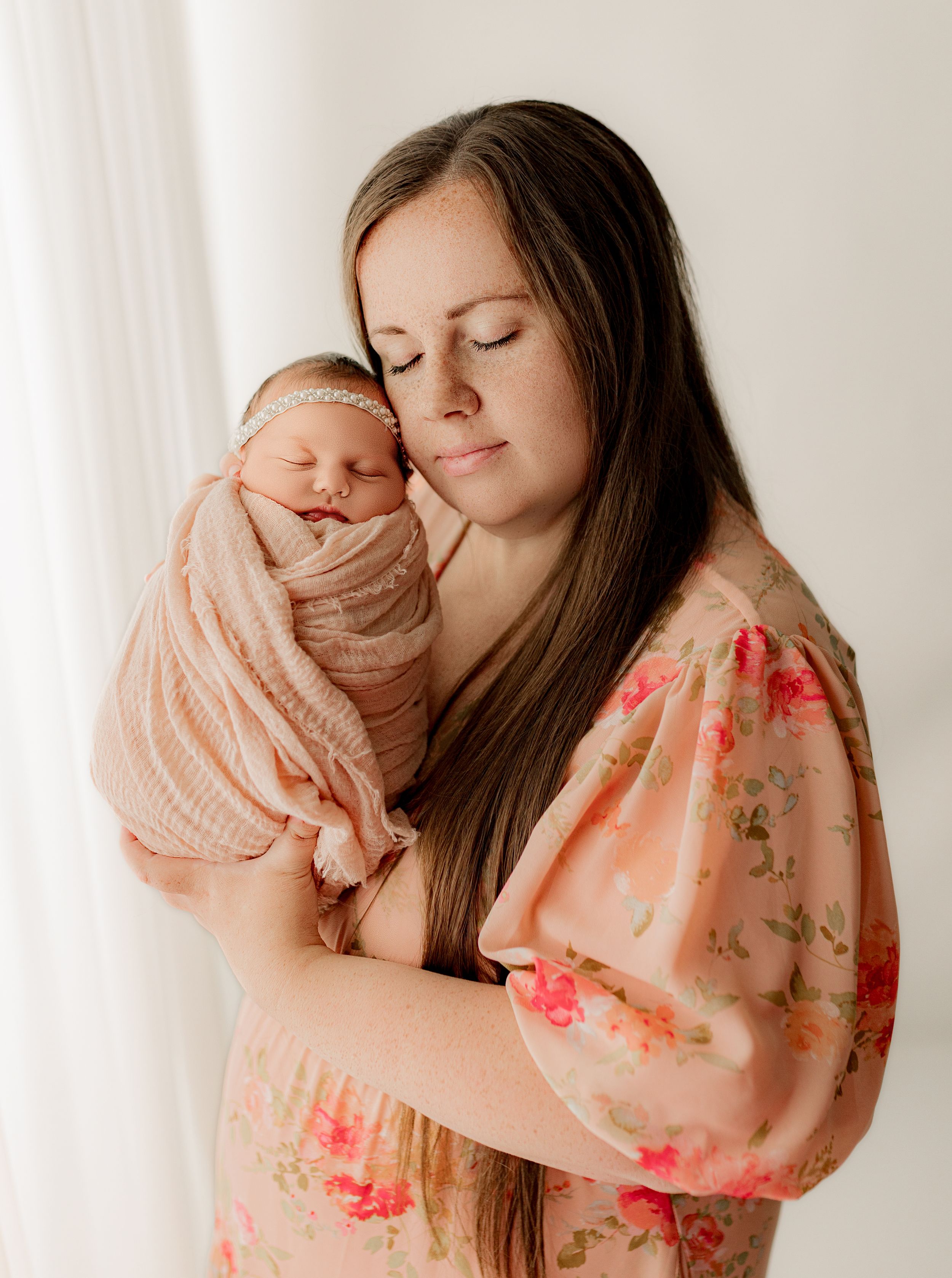 Bailey's Photography | Family Portrait with Newborn | Southern Ohio Photographer | Portsmouth Studio