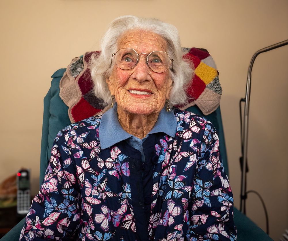 End of Life, Celebration of Life, Family Photoshoot, Elderly, Loved Ones, Photoshoots, Love, Free