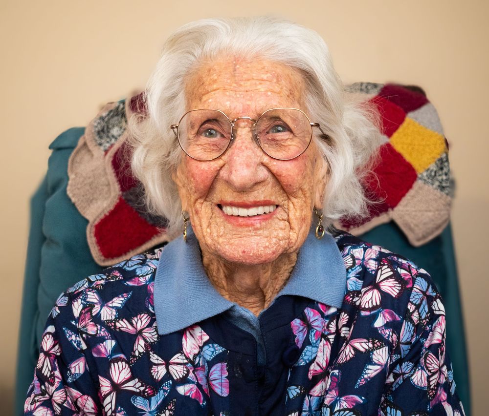 End of Life, Celebration of Life, Family Photoshoot, Elderly, Loved Ones, Photoshoots, Love, Free