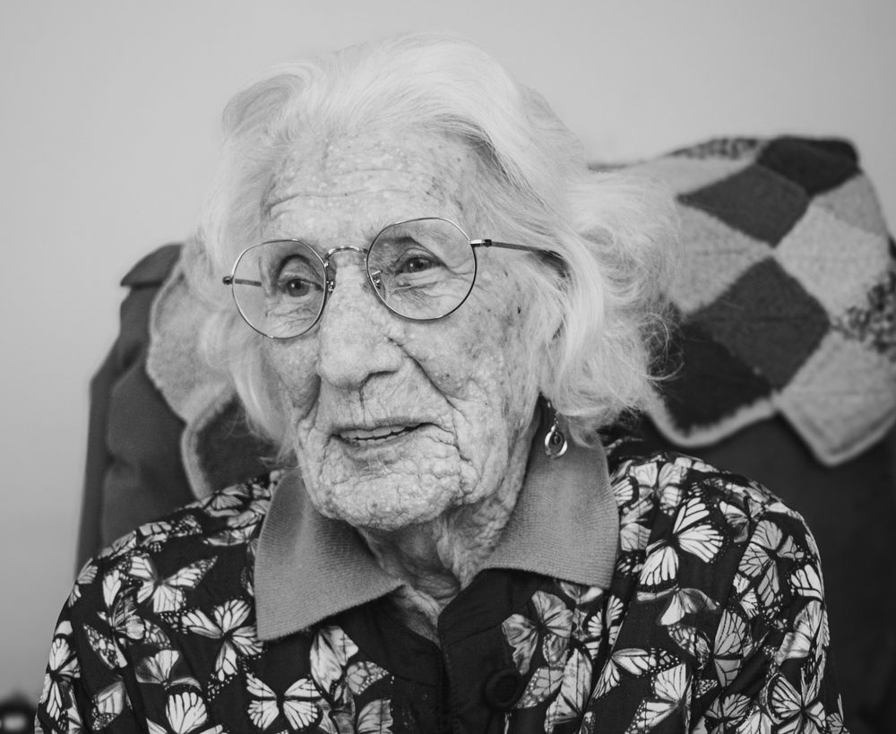 End of Life, Celebration of Life, Family Photoshoot, Elderly, Loved Ones, Photoshoots, Love, Free