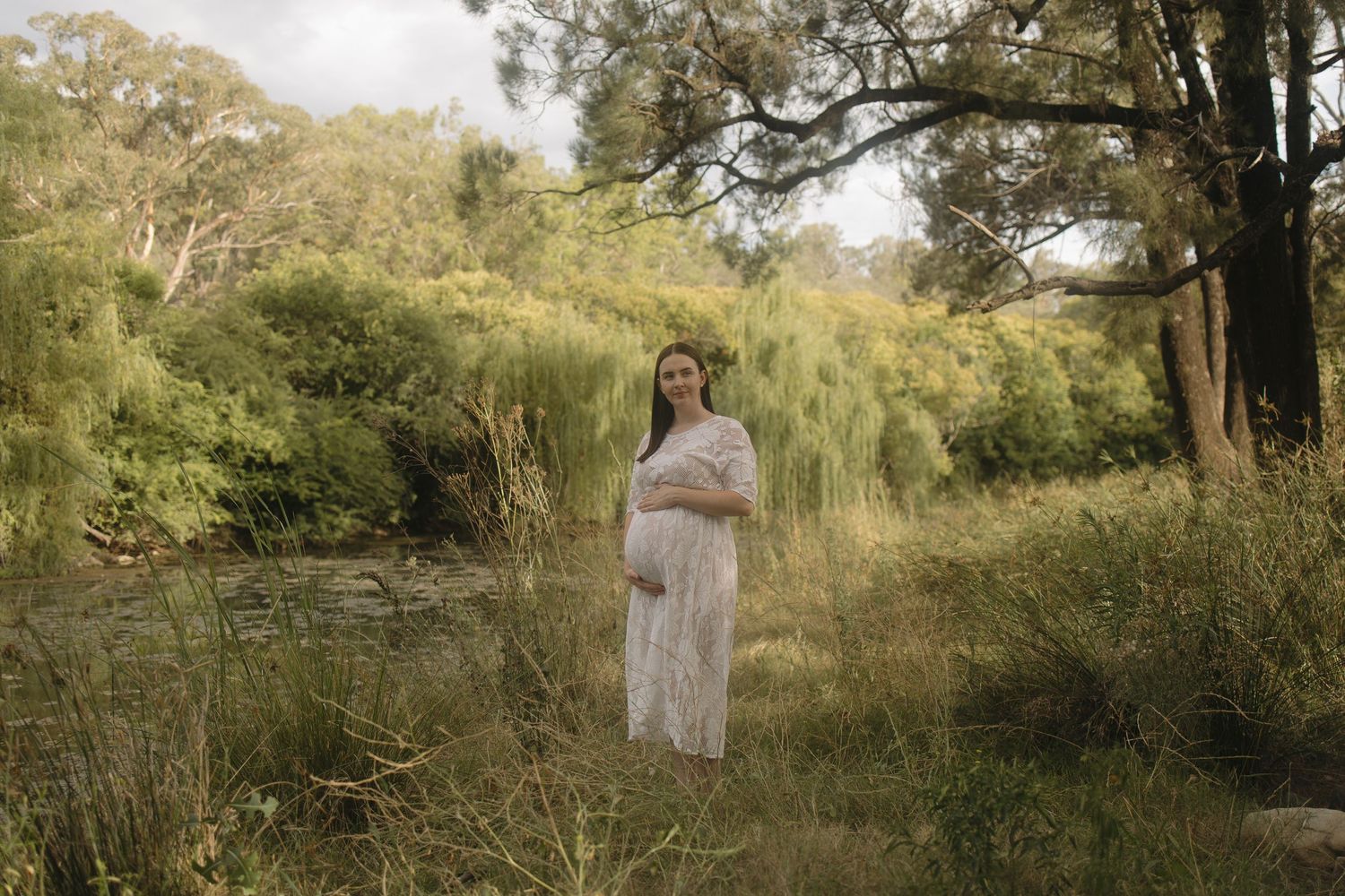 Outdoor Inverell maternity photography