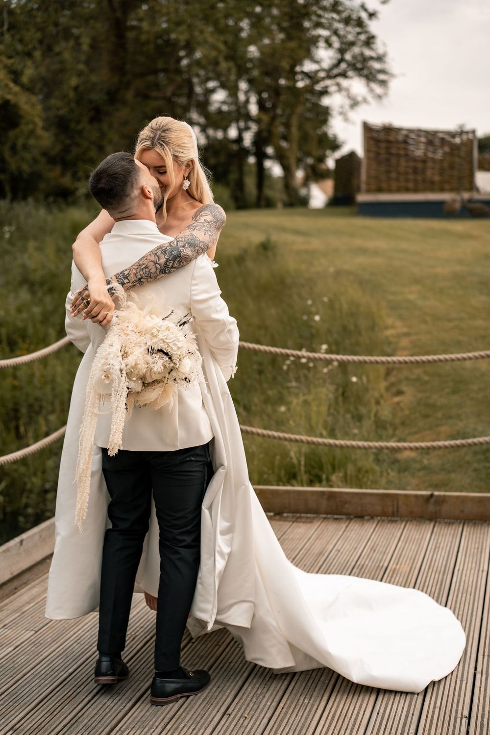 BRANCHES PARK WEDDING PHOTOGRAPHY - SUFFOLK WEDDING PHOTOGRAPHER