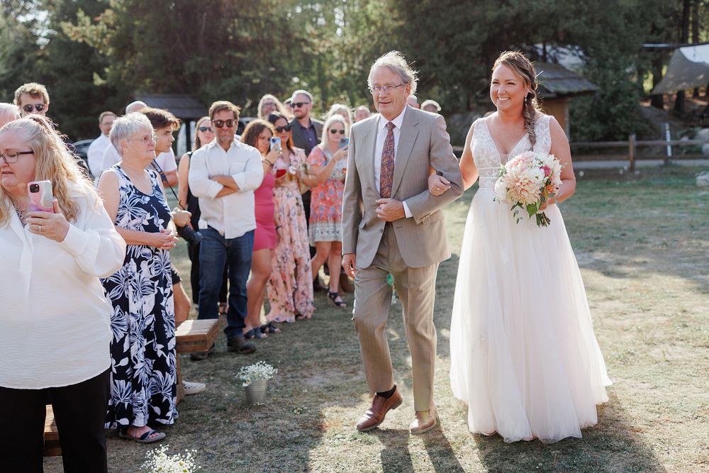 Chute Lake Wedding.  Summerland and Penticton wedding photographer.