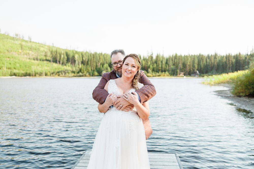 Chute Lake Wedding.  Summerland and Penticton wedding photographer.