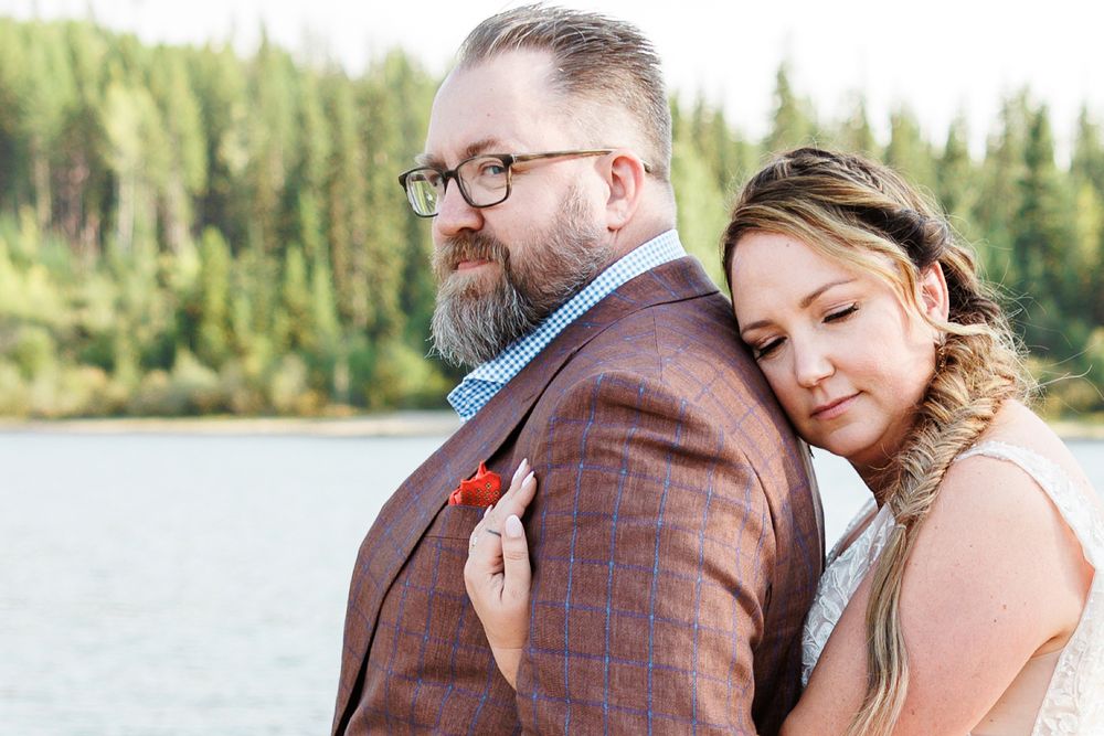 Chute Lake Wedding.  Summerland and Penticton wedding photographer.