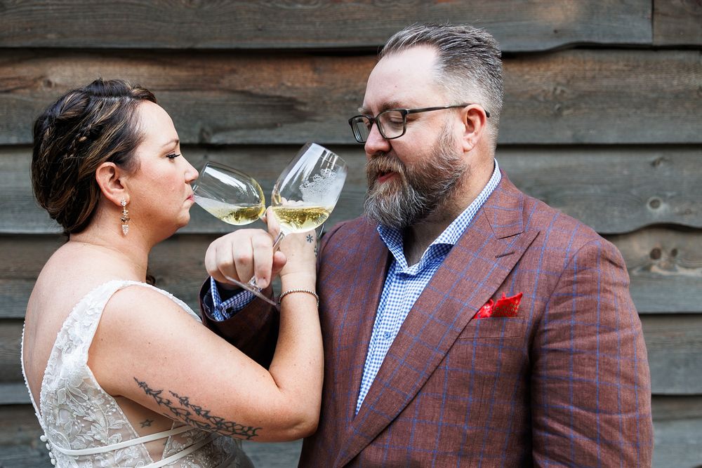 Chute Lake Wedding.  Summerland and Penticton wedding photographer.