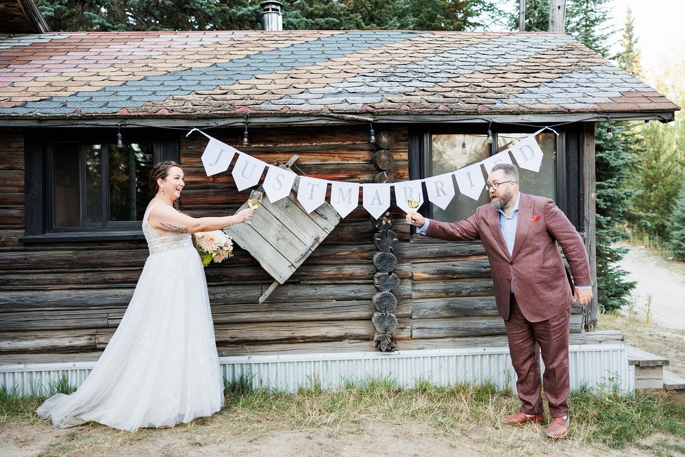 Chute Lake Wedding.  Summerland and Penticton wedding photographer.