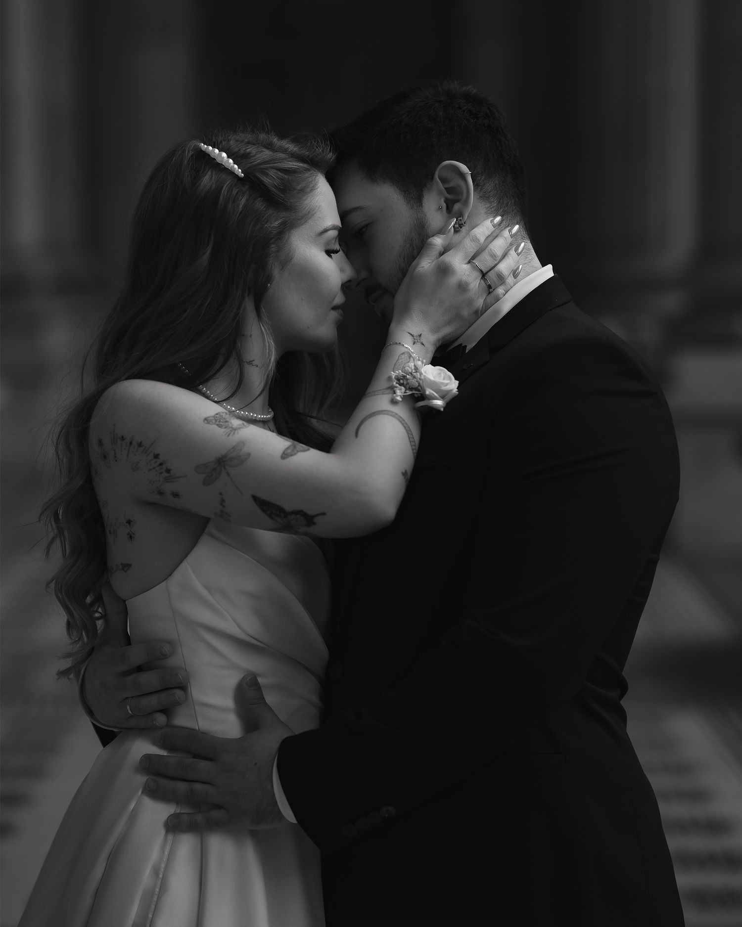 Melbourne's premier wedding photographer blending timeless elegance with modern romanticism. Melbourne parliament house wedding photography