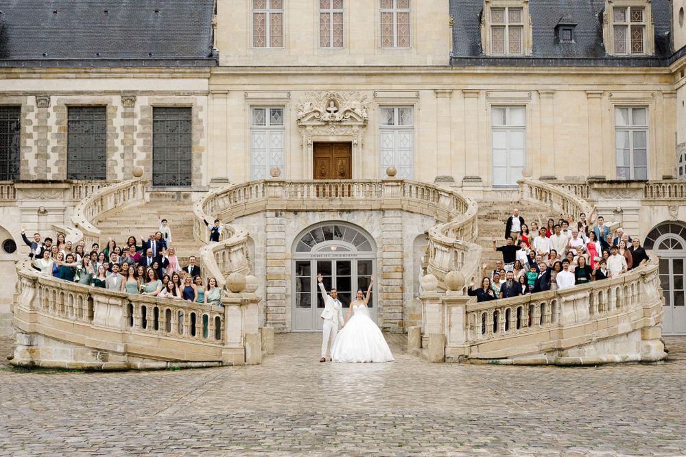 Photographe de mariage capturant des instants sincères et intemporels avec une approche artistique, élégante et naturelle.