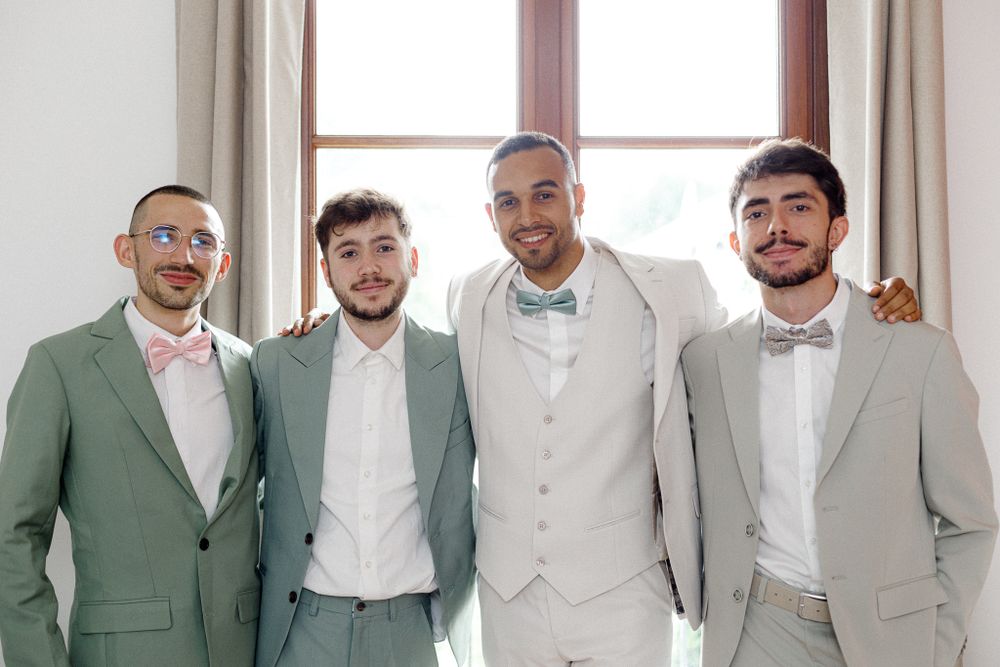 Photographe de mariage capturant des instants sincères et intemporels avec une approche artistique, élégante et naturelle.