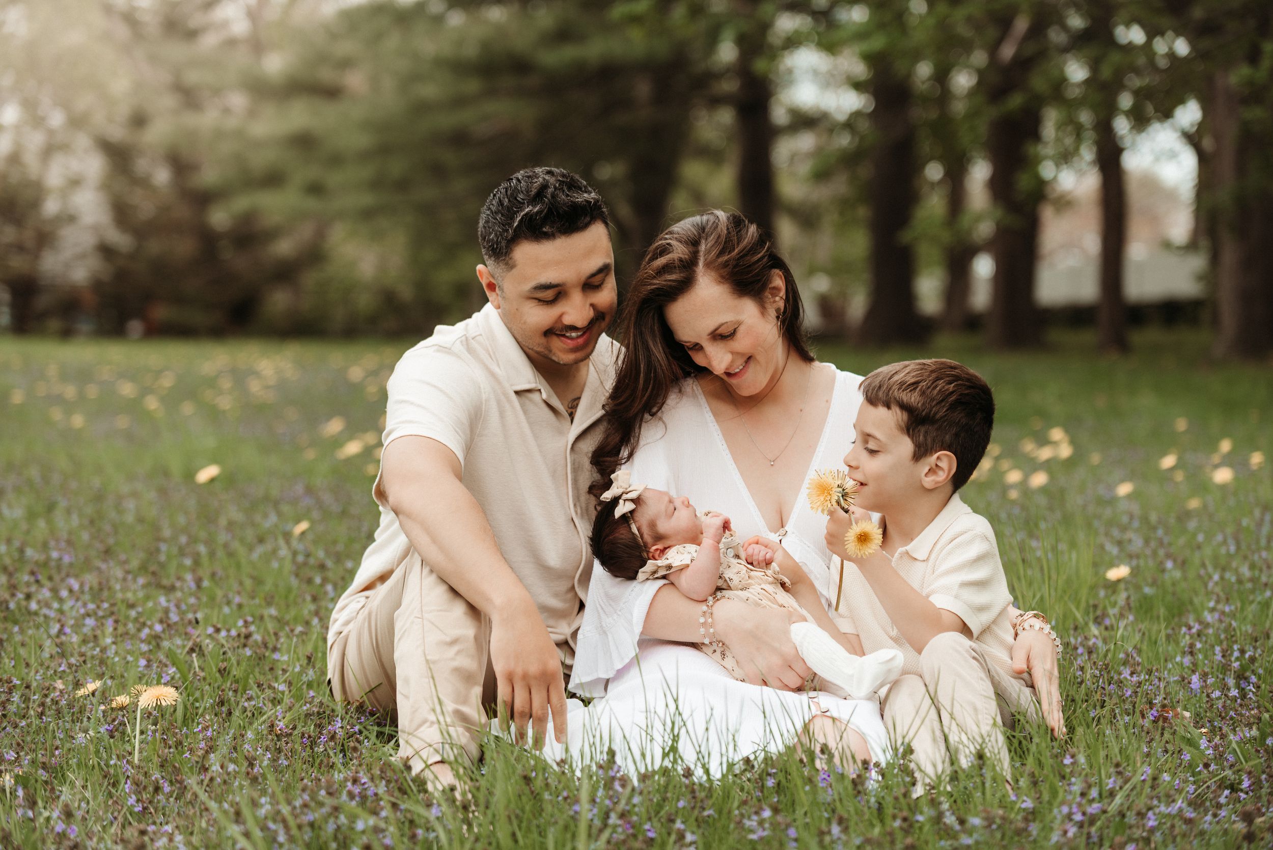 cute family laying down rhode island, rhode island family photographer